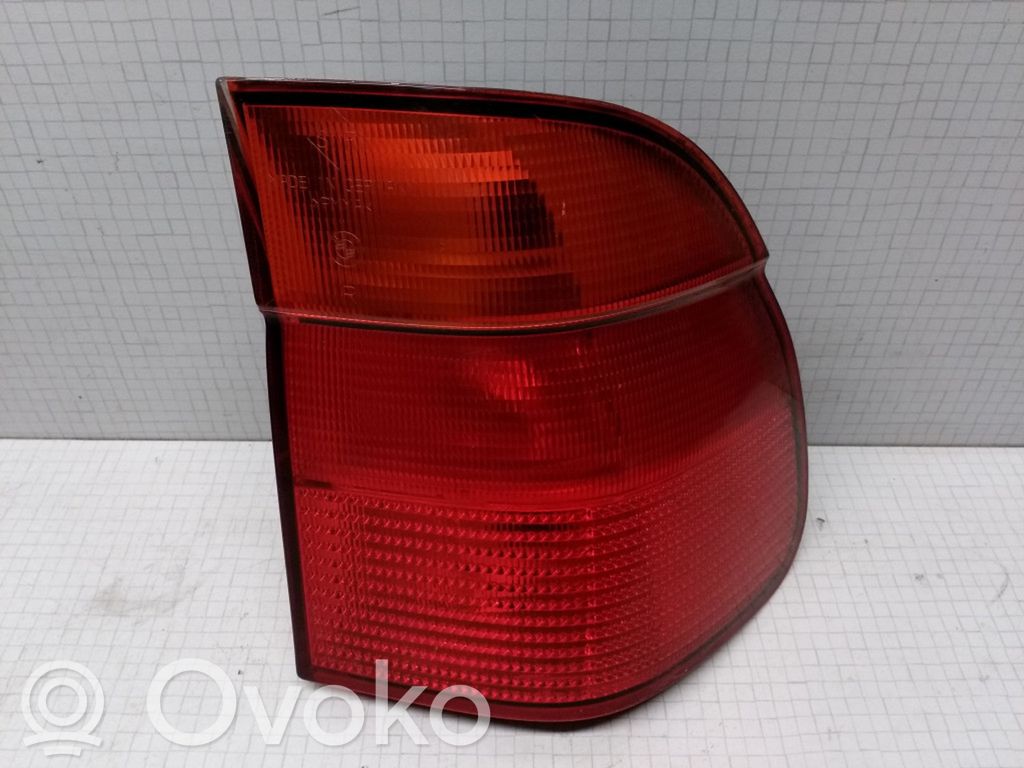 Rear/tail lights   8361672,8371328,8371324