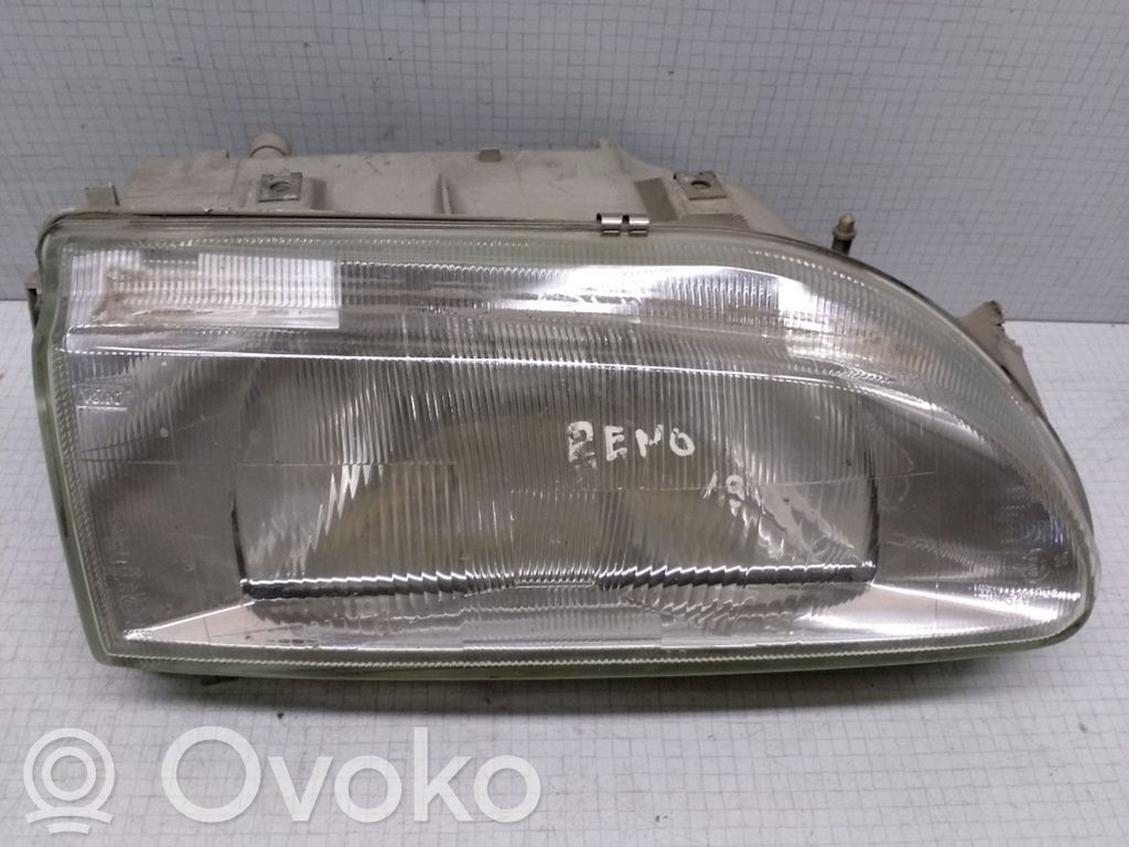 Renault 19 Headlight/headlamp 