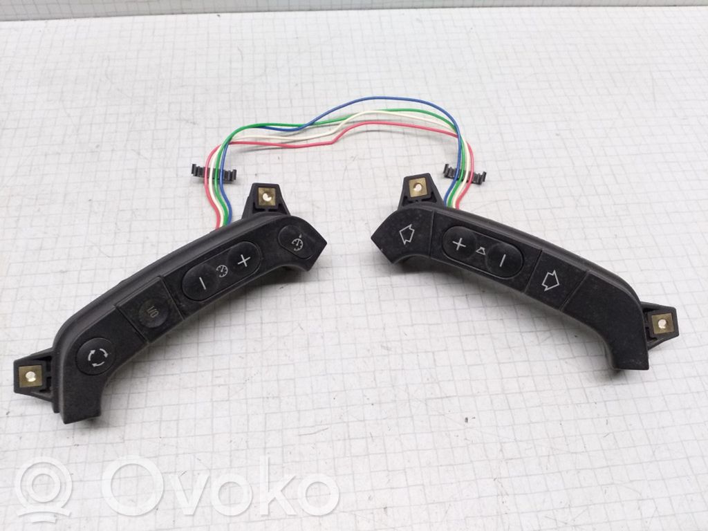 BMW 5 E39 Steering wheel buttons/switches 