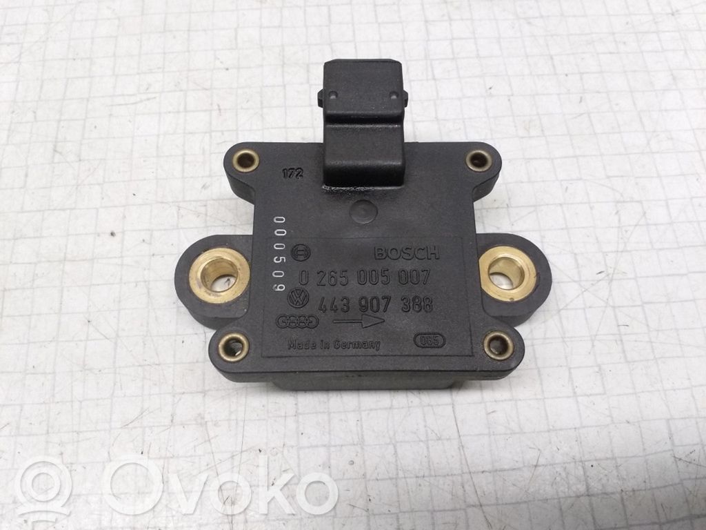 Audi 100 S4 C4 ESP acceleration yaw rate sensor 