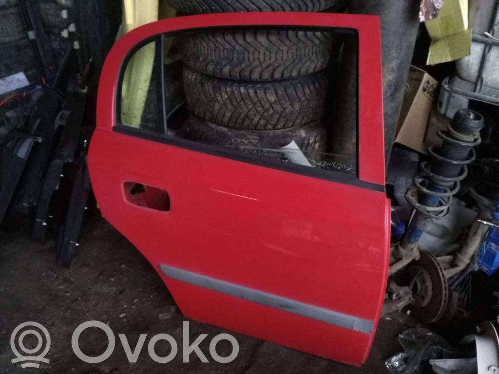 Opel Astra G Puerta trasera 
