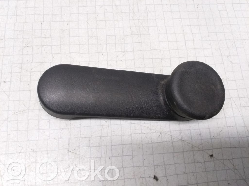 Opel Astra G Rear door window winding handle 