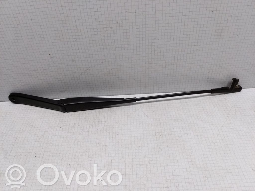 Ford Focus Front wiper blade arm 