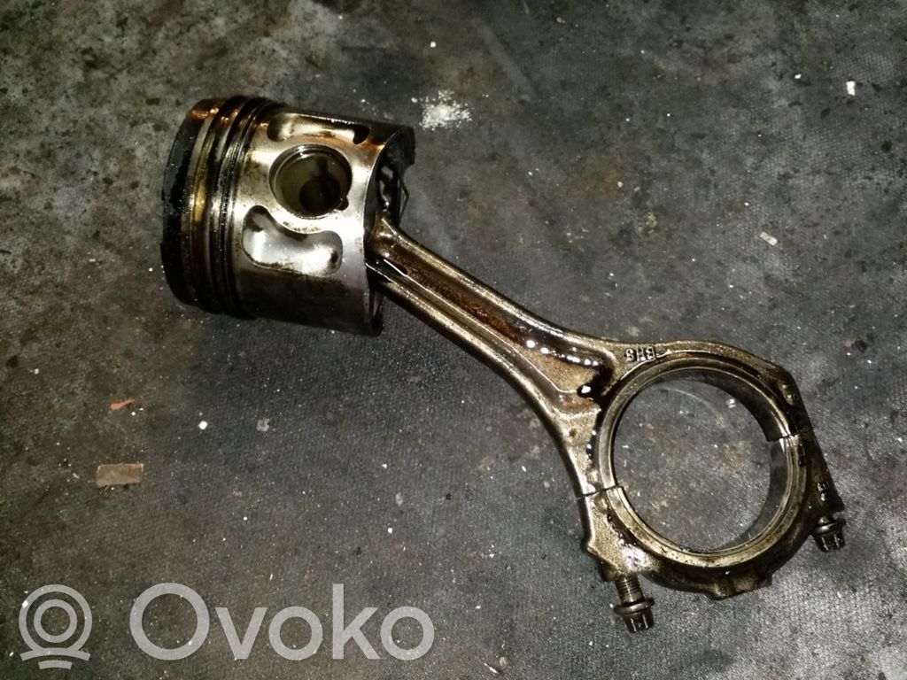 Audi A6 S6 C5 4B Pistón con biela 