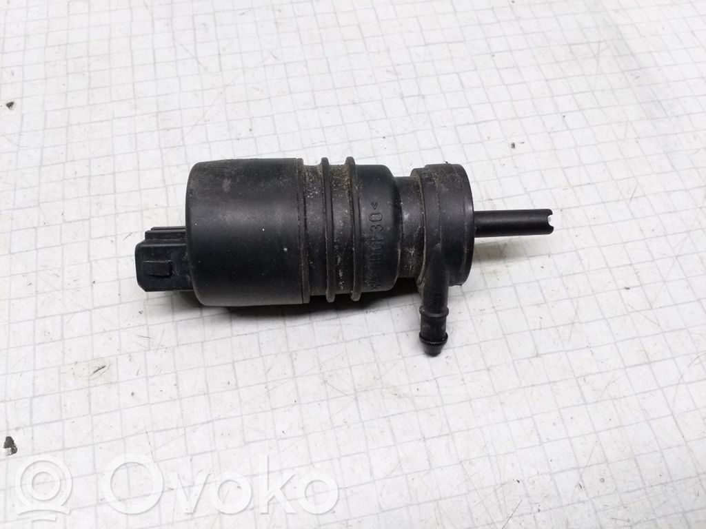 Opel Astra G Windscreen/windshield washer pump 