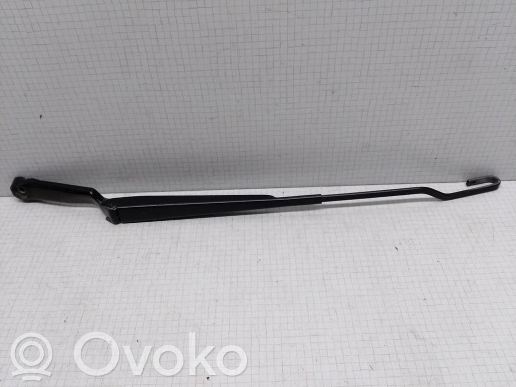 Volkswagen Bora Front wiper blade arm 