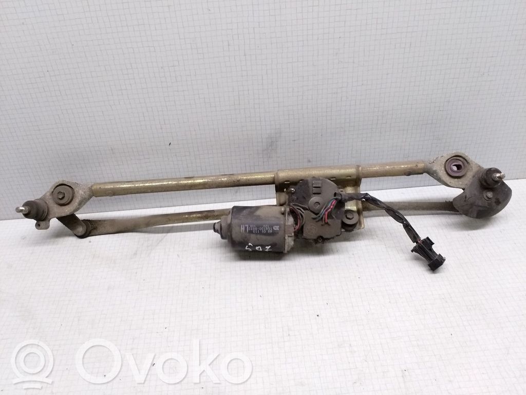 Saab 900 Front wiper linkage 