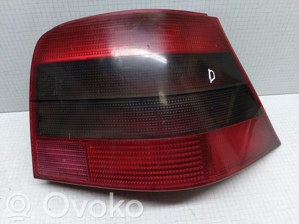 Volkswagen Golf IV Lampa tylna 