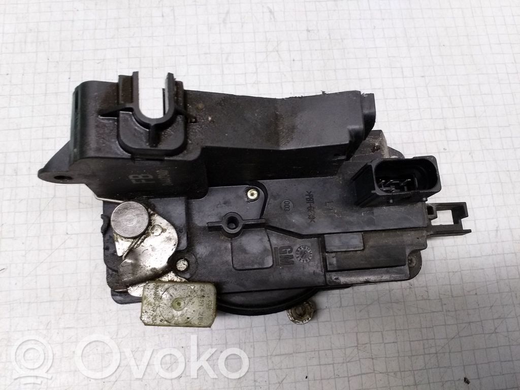 Opel Vectra C Priekinė durų spyna 