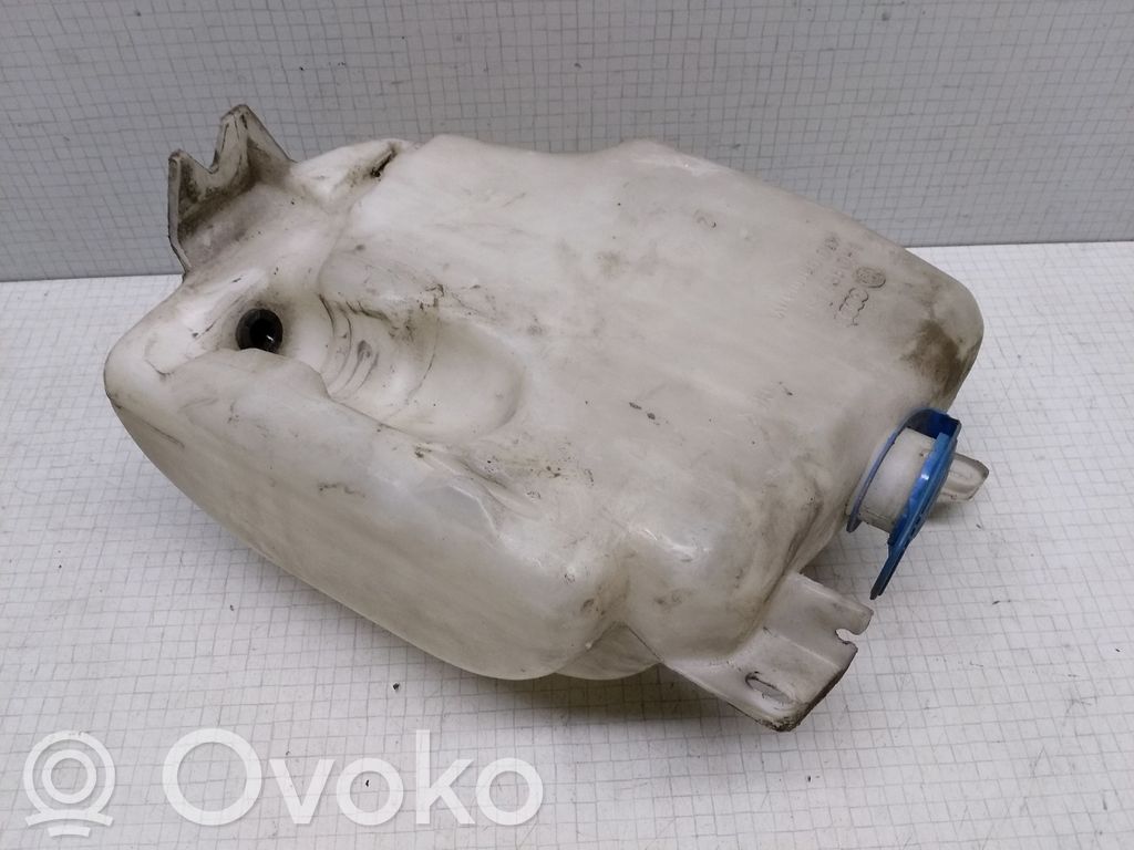 Volkswagen Golf III Wischwasserbehälter 