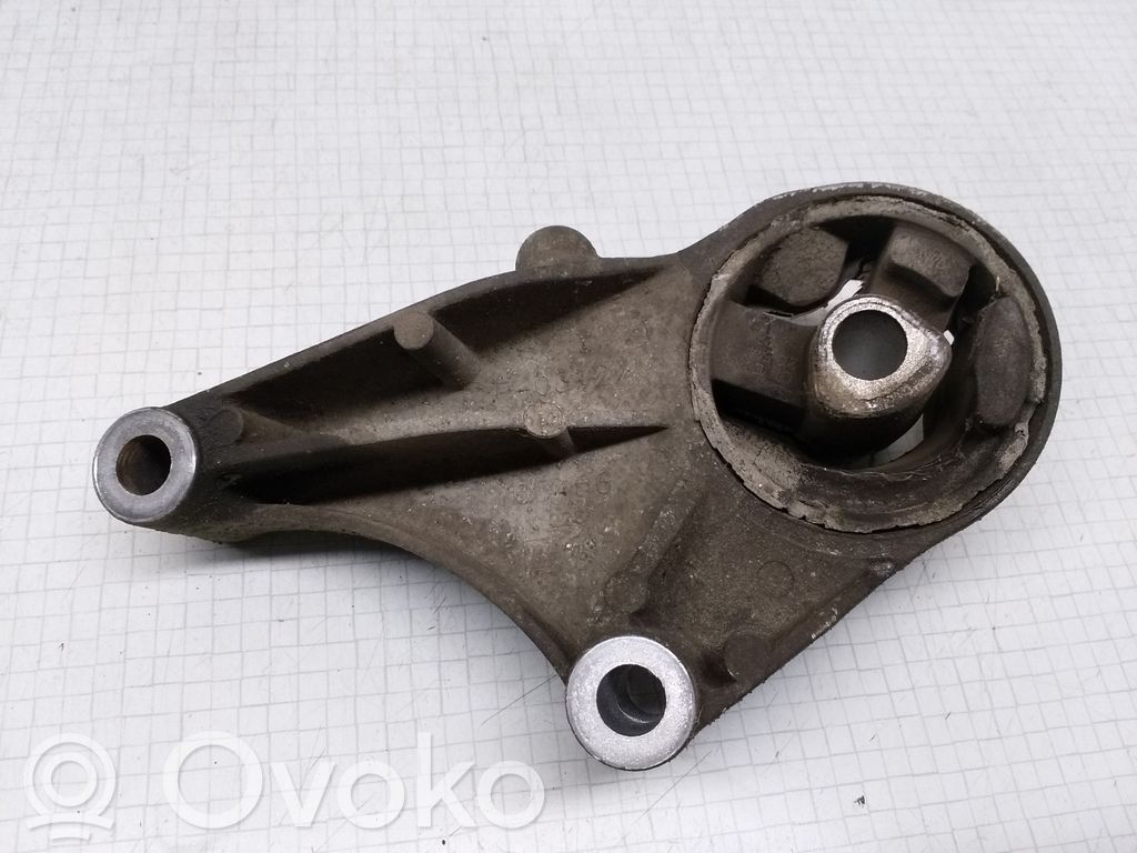 Opel Astra H Engine mounting bracket 