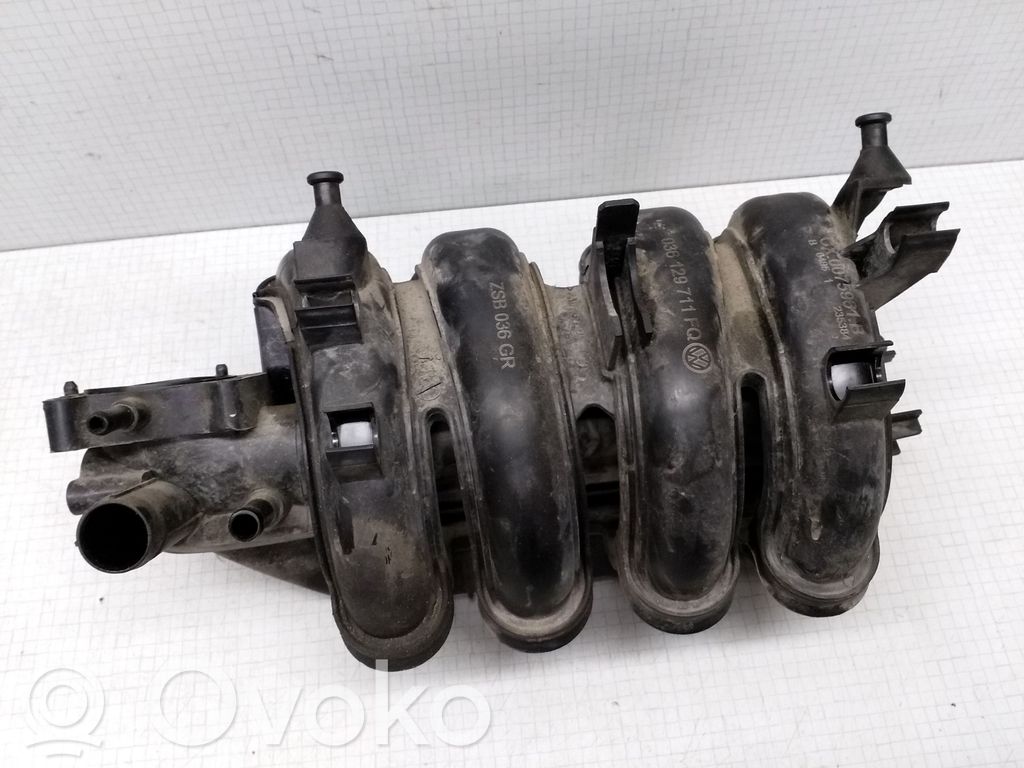Volkswagen Polo Colector de admisión 
