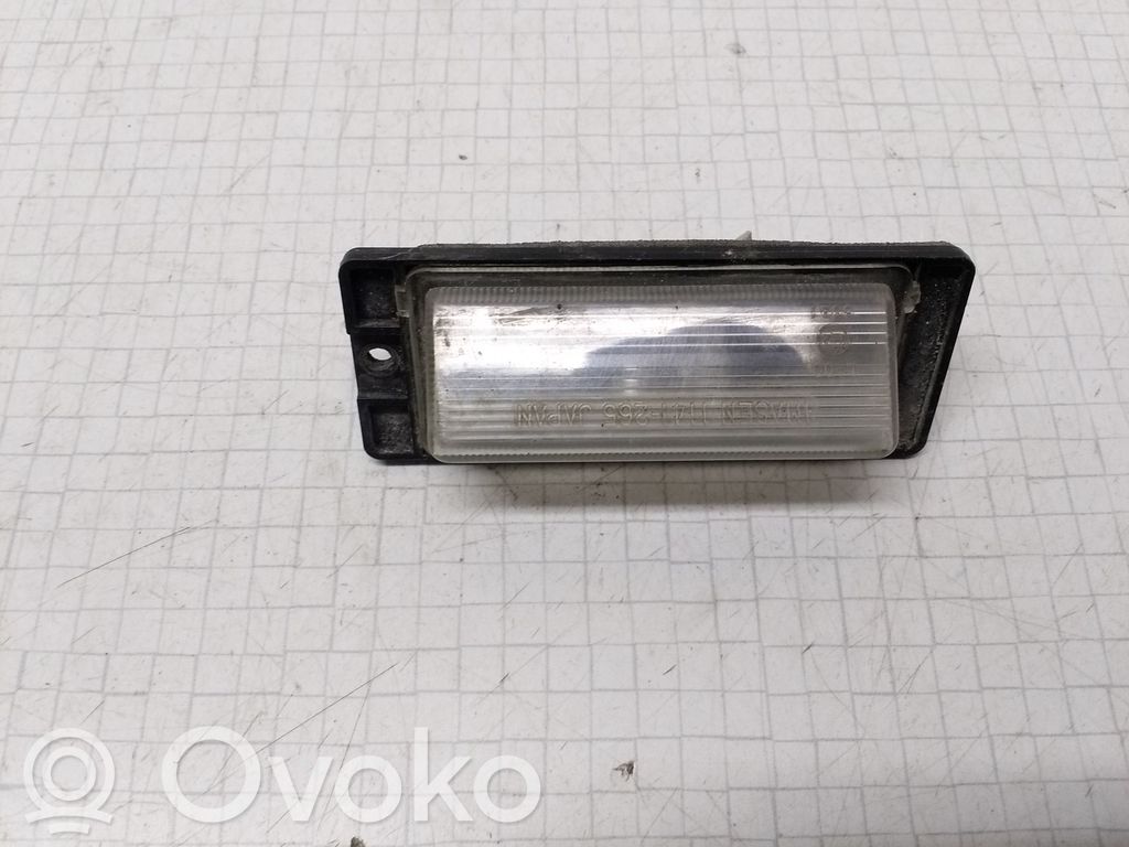 Mitsubishi Galant Éclairage de plaque d'immatriculation 