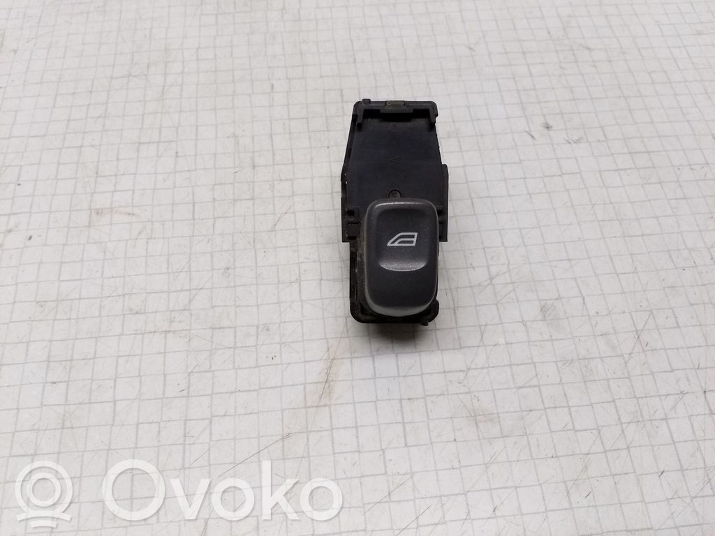 Electric window control switch   9472275