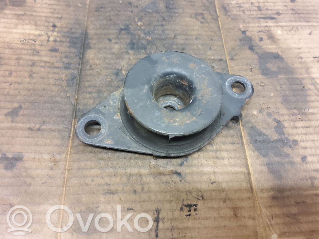 Renault Laguna I Engine mount bracket 
