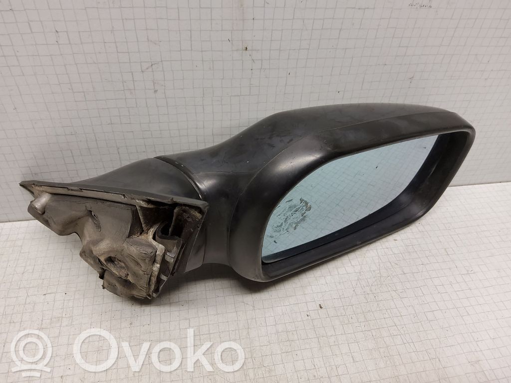 Nissan Almera Elektryczne lusterko boczne drzwi przednich 
