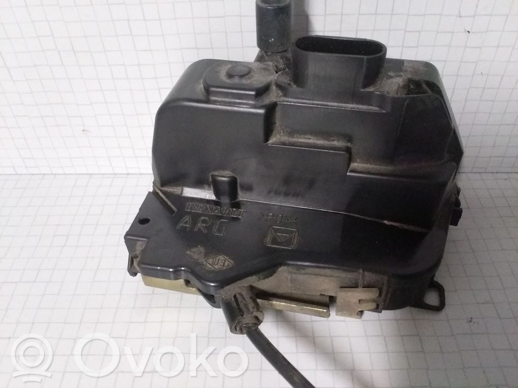 Zamek drzwi tylnych   250170ADC850