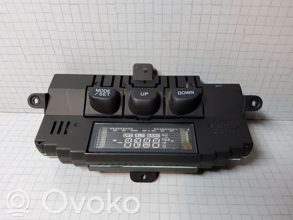 Clock   940A3E010