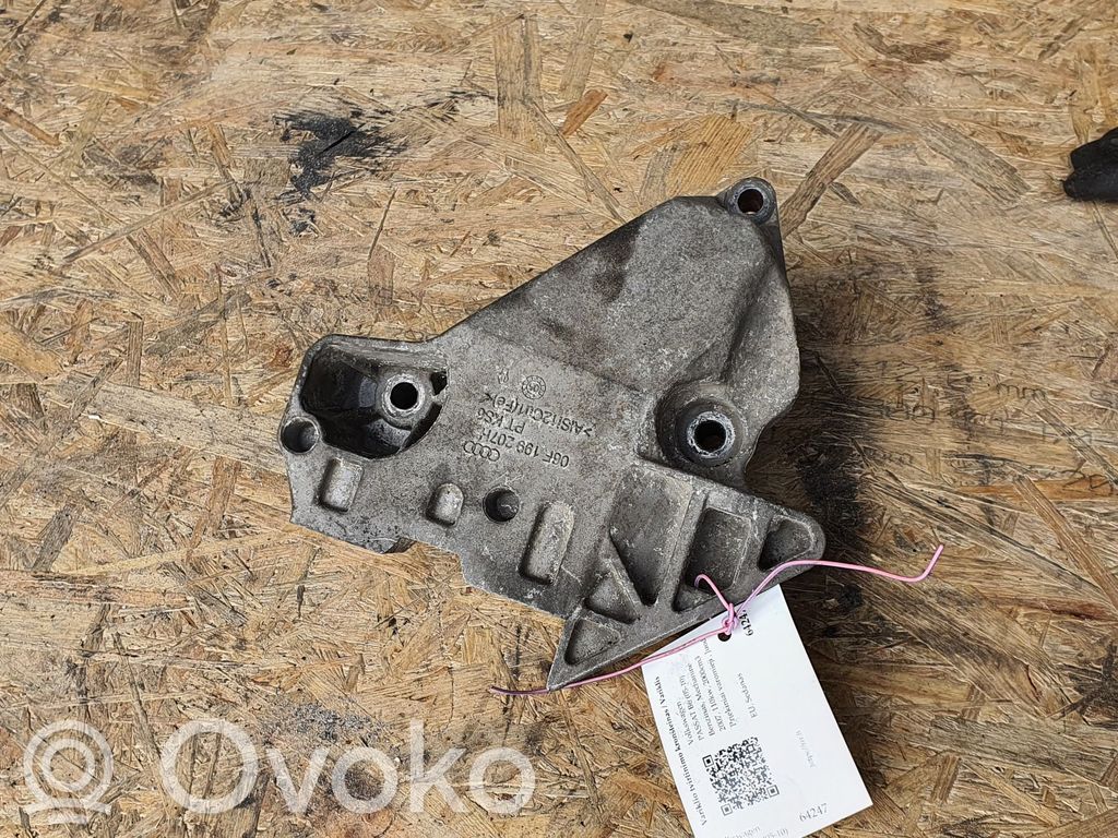 Volkswagen PASSAT B6 Engine mounting bracket 