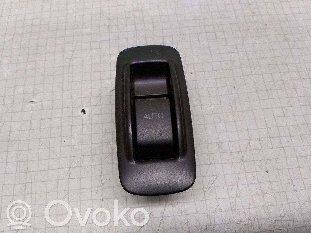 Toyota Corolla E120 E130 Electric window control switch 