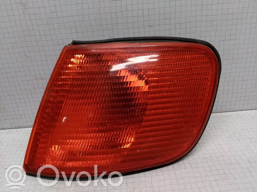 Audi 100 S4 C4 Front indicator light 