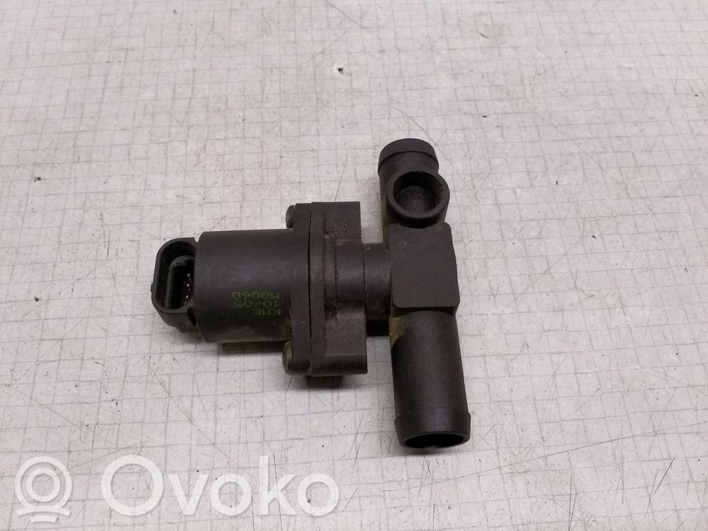 Opel Vectra B Laisvos eigos vožtuvas (reguliatorius) 