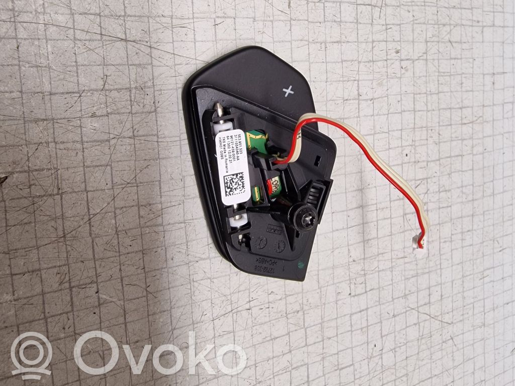 Skoda Octavia Mk4 Steering wheel buttons/switches 