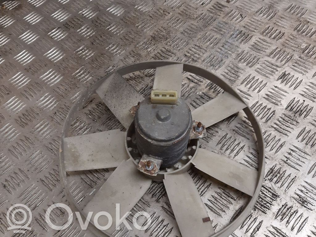 Volkswagen Golf III Ventilator electric răcire radiator 