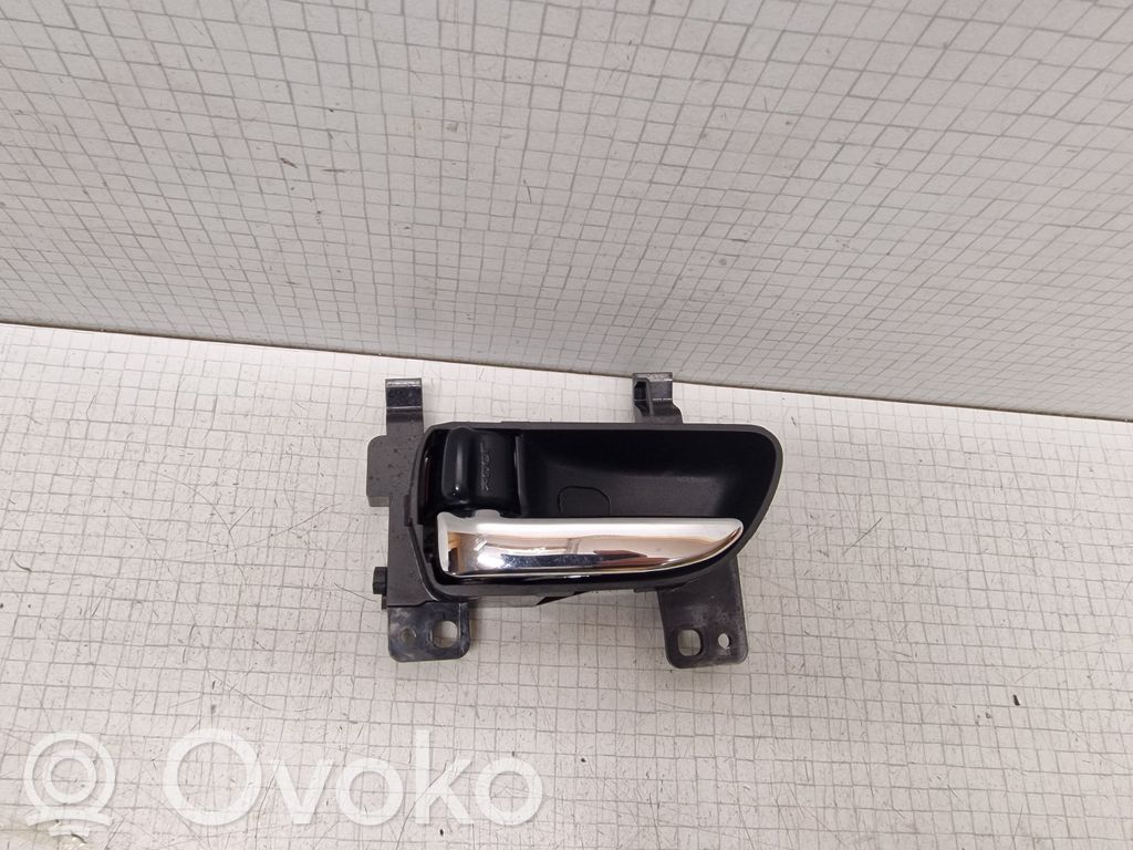 Front door interior handle   LH2