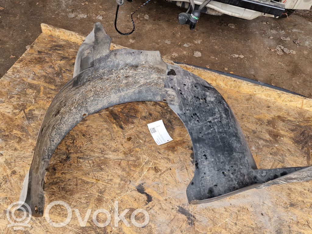 Volkswagen Polo Nadkole przednie 