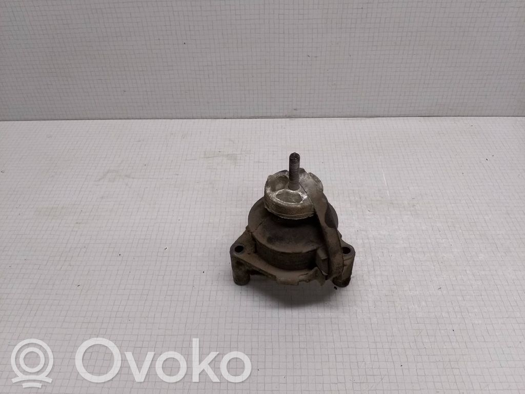 Saab 9-5 Engine mount bracket 