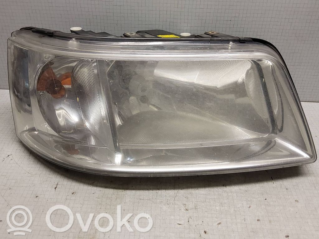 Volkswagen Transporter - Caravelle T5 Lampa przednia 