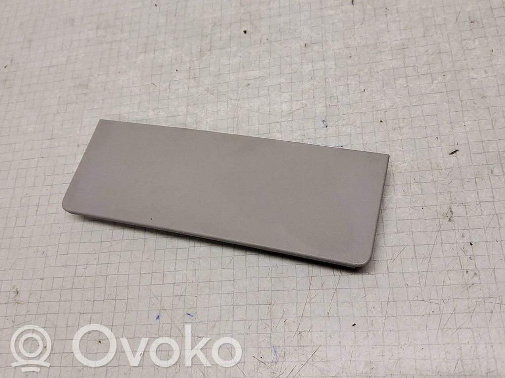 Opel Zafira B Kita salono detalė 