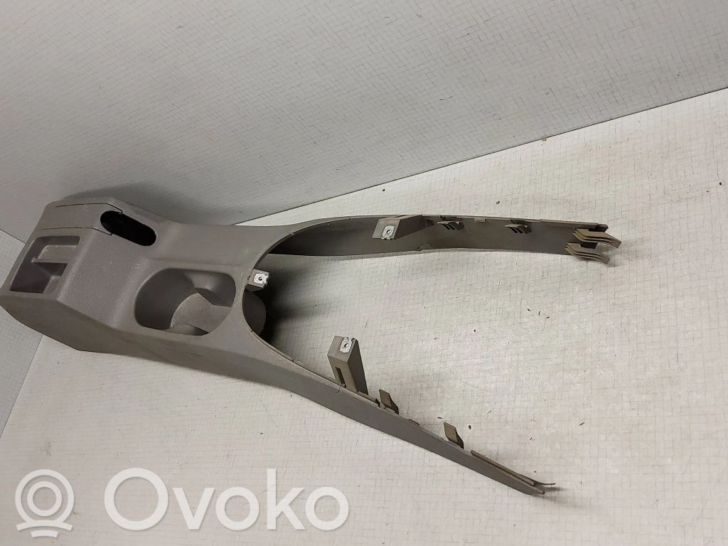 Volkswagen Caddy Kita centrinė konsolės (tunelio) detalė 