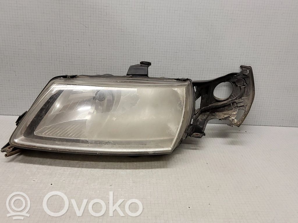Saab 9-5 Priekšējais lukturis 