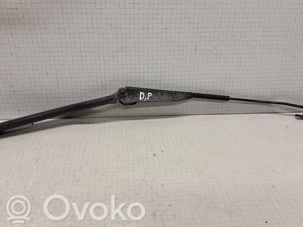 Saab 9-5 Wischerarm vorne 