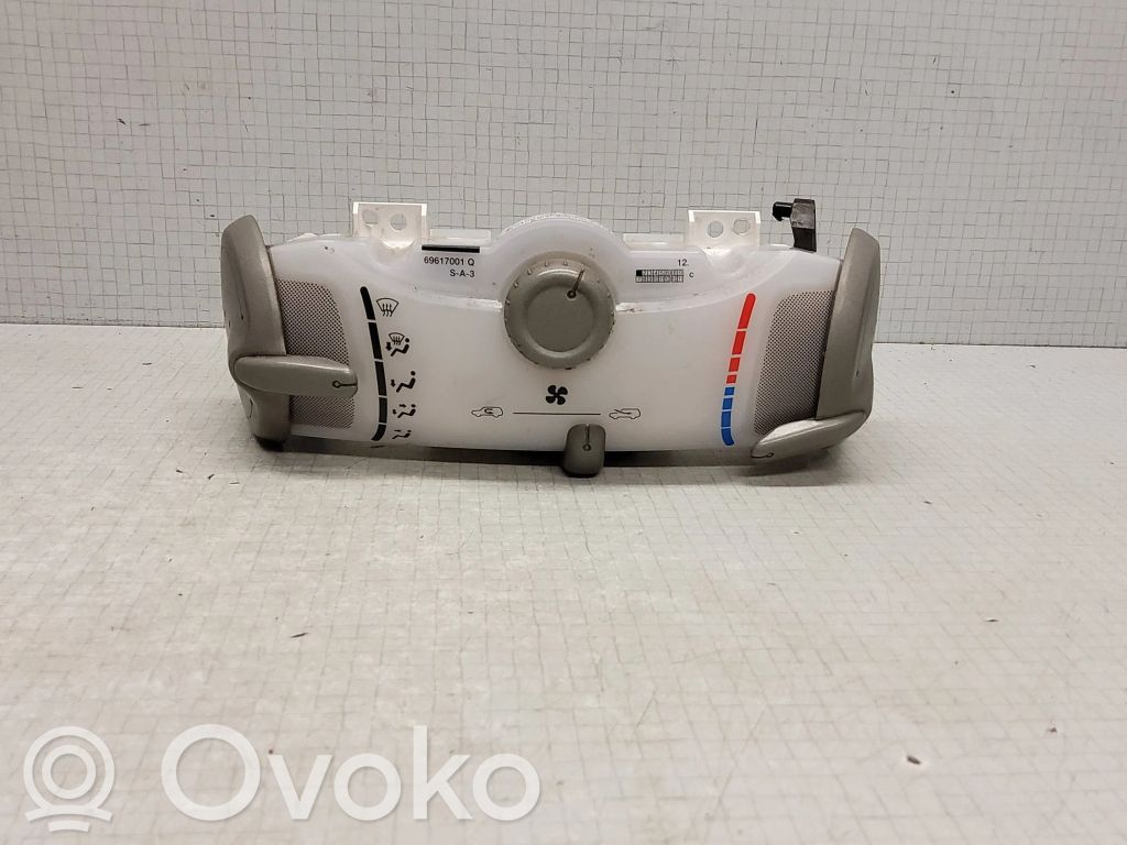 Toyota Aygo AB10 Panel klimatyzacji 