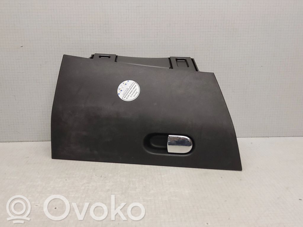 Fiat Bravo Daiktadėžės (bordačioko) dangtis 