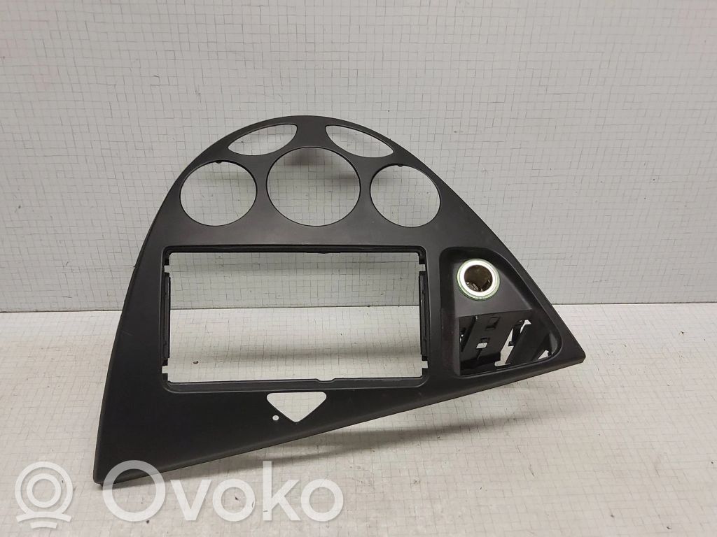 Ford Focus Kita salono detalė 