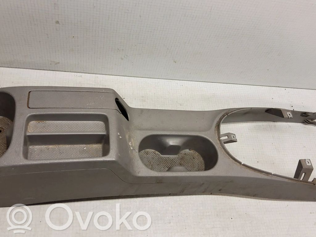 Volkswagen Caddy Kita centrinė konsolės (tunelio) detalė 