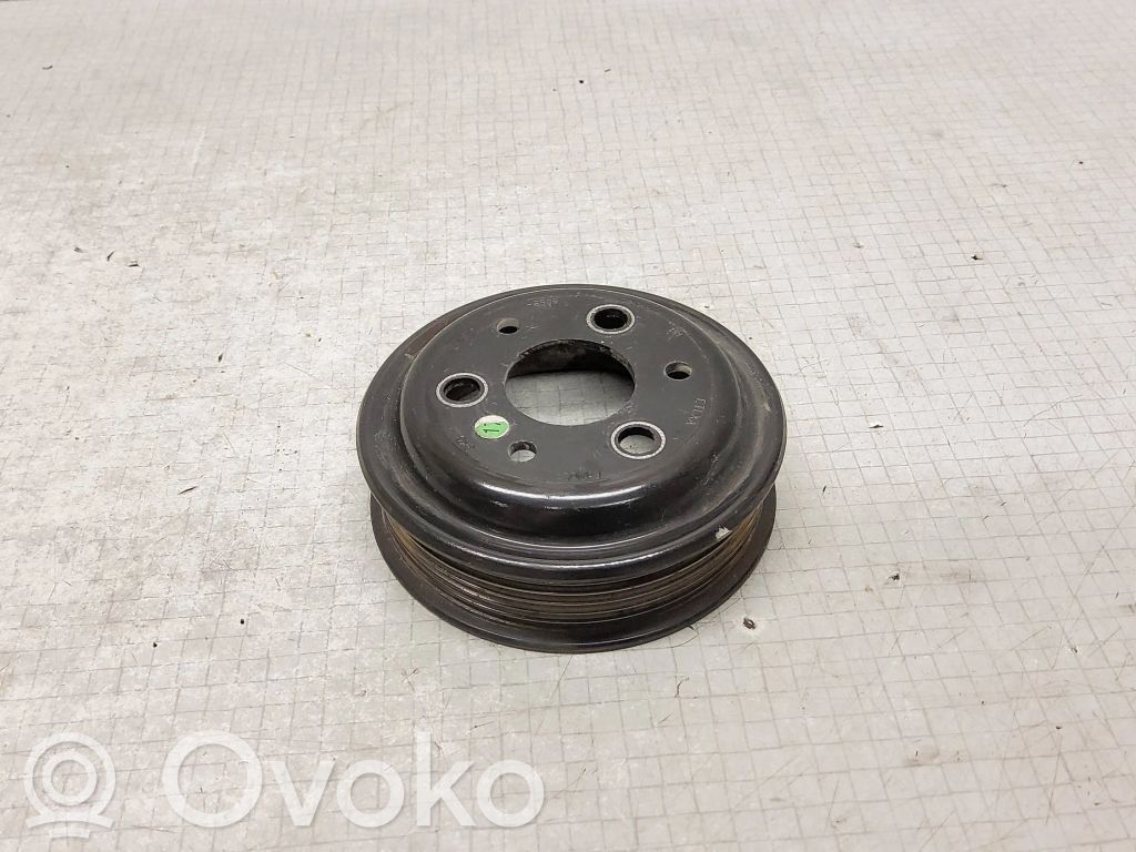 Ford Focus ST Vesipumpun vauhtipyörä 
