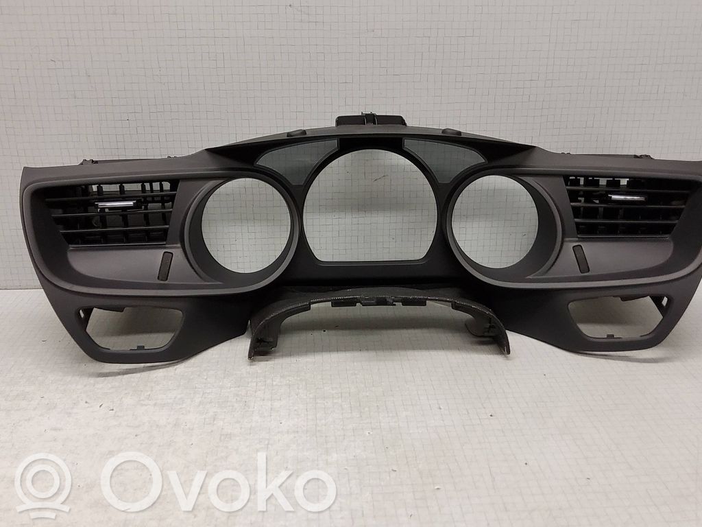 Dashboard trim   9682386677,9682387877,63040700,63040715,63040817,9682425477,9682425577