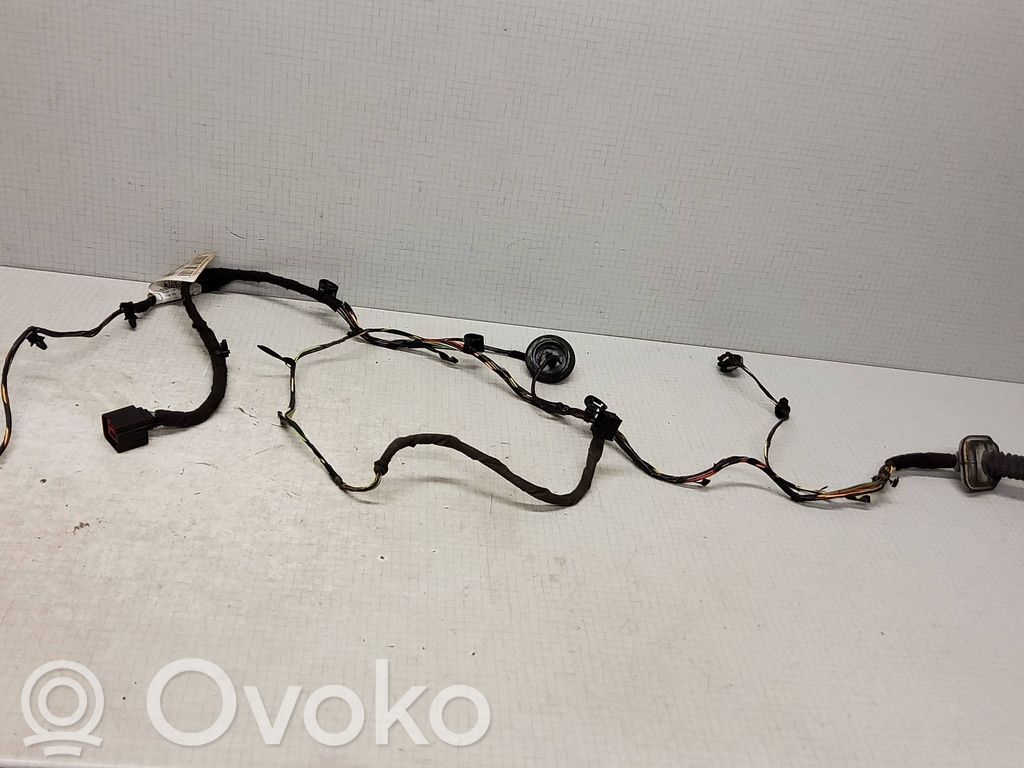 Opel Insignia A Wiązka przewodów drzwi tylnych 