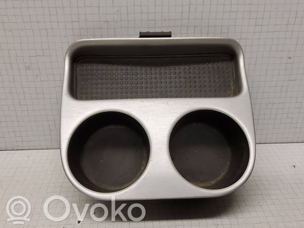 Mitsubishi Space Star Puodelio laikiklis 