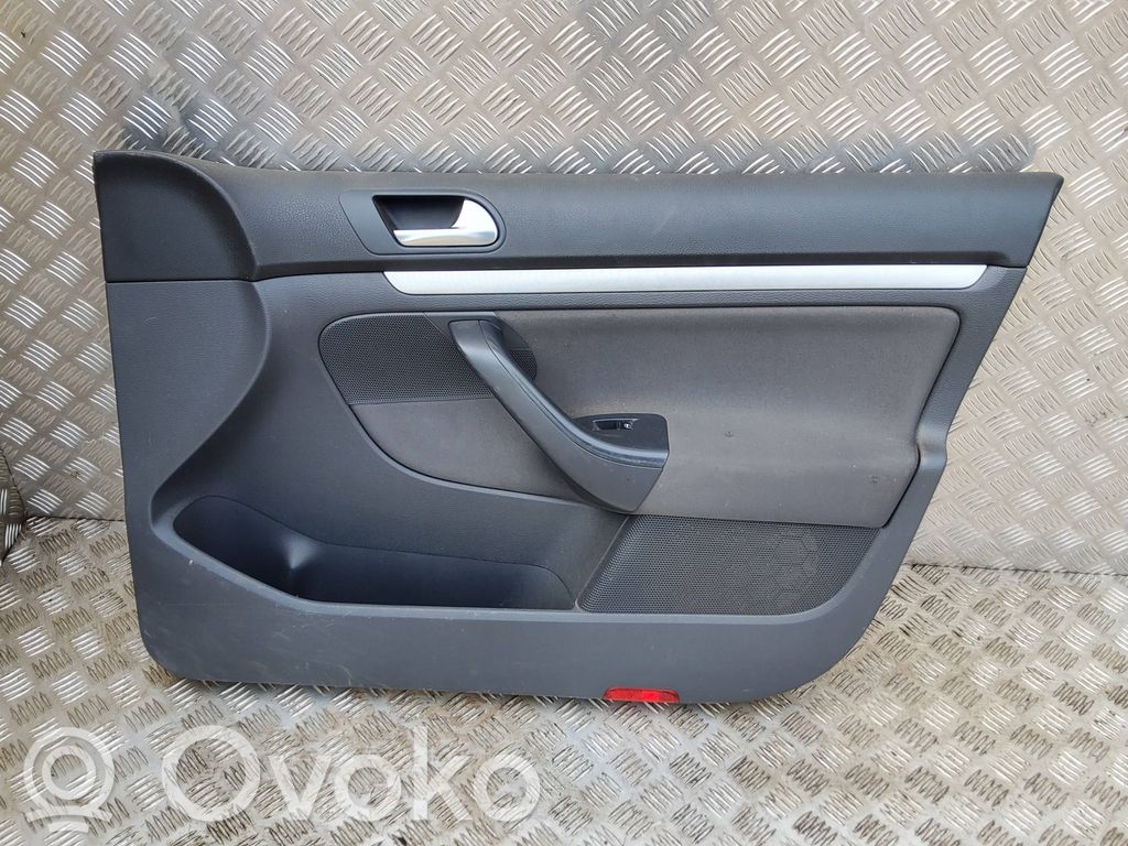 Volkswagen Golf V Boczki / Poszycie drzwi przednich 