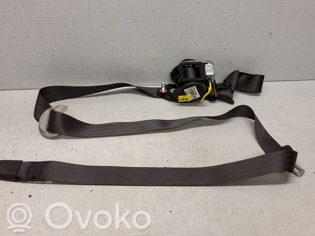 Hyundai Sonata Front seatbelt 