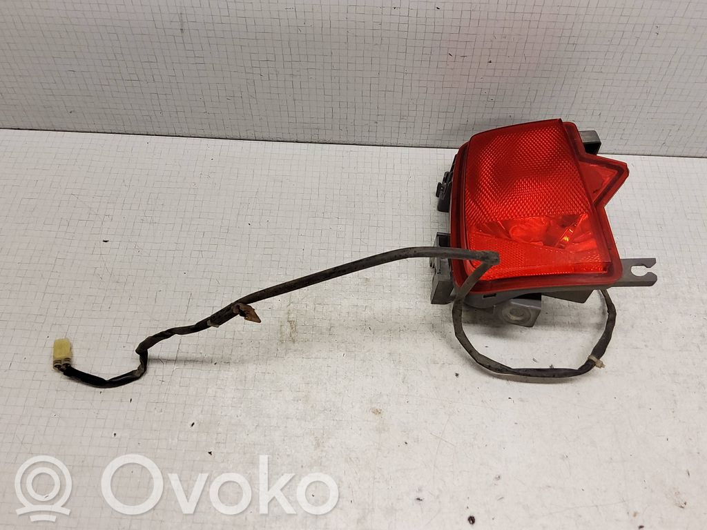 Subaru Outback Third/center stoplight 