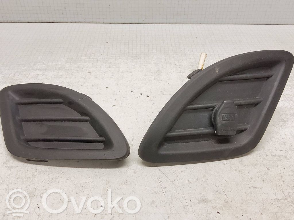 KIA Ceed Etupuskurin alempi jäähdytinsäleikkö 