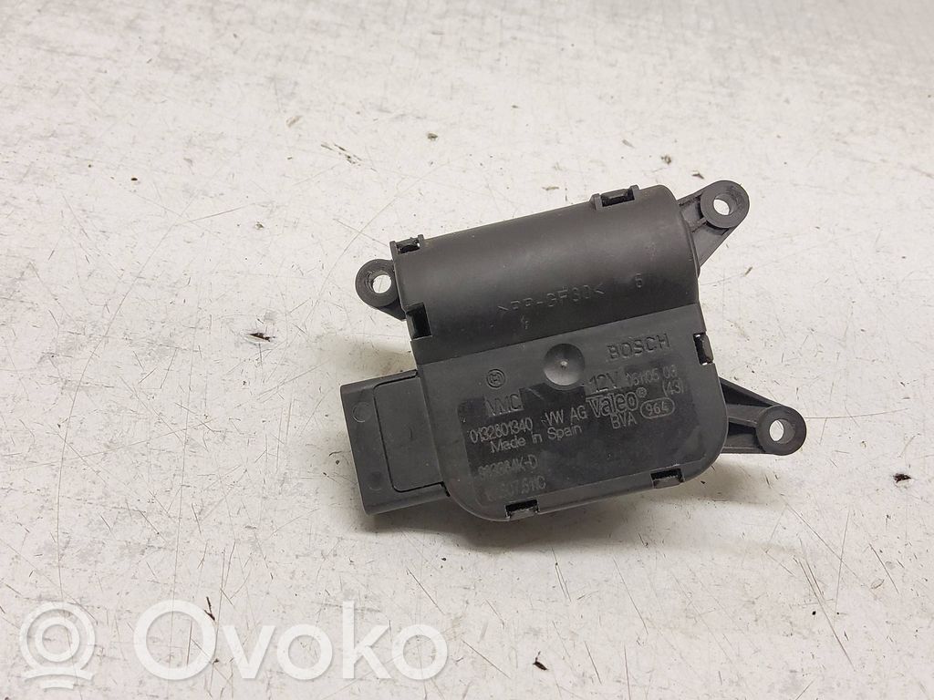 Volkswagen Golf V Motor/actuator clapetă aer 
