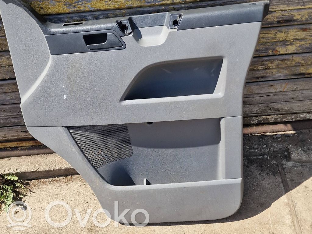 Volkswagen Transporter - Caravelle T5 Boczki / Poszycie drzwi przednich 